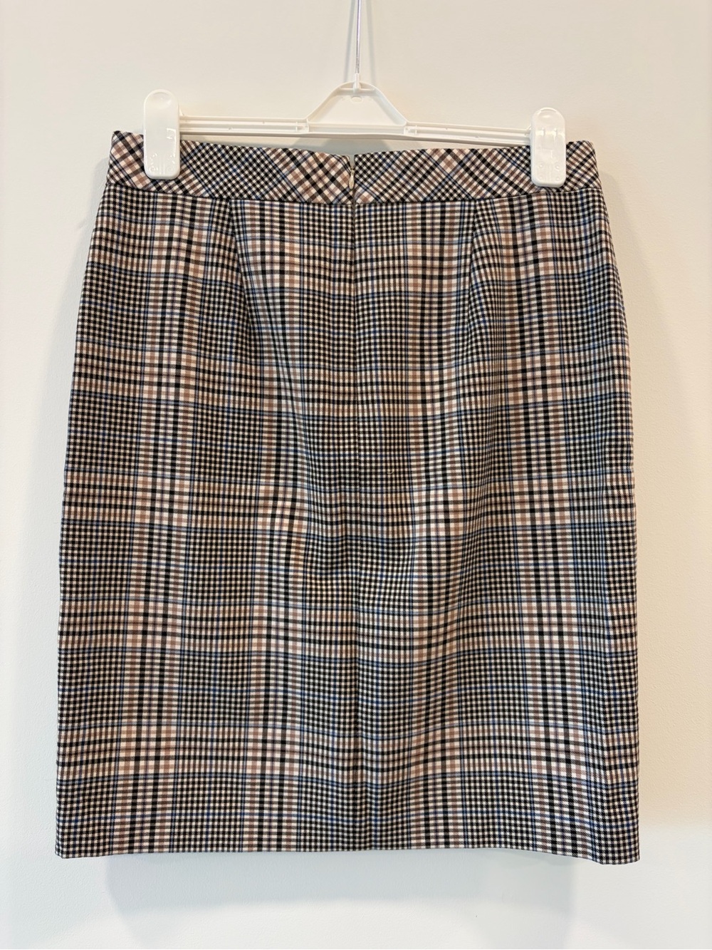 Ann Taylor Petite Plaid Button Front Pencil Skirt Size 12P Lined - Picture 2 of 9
